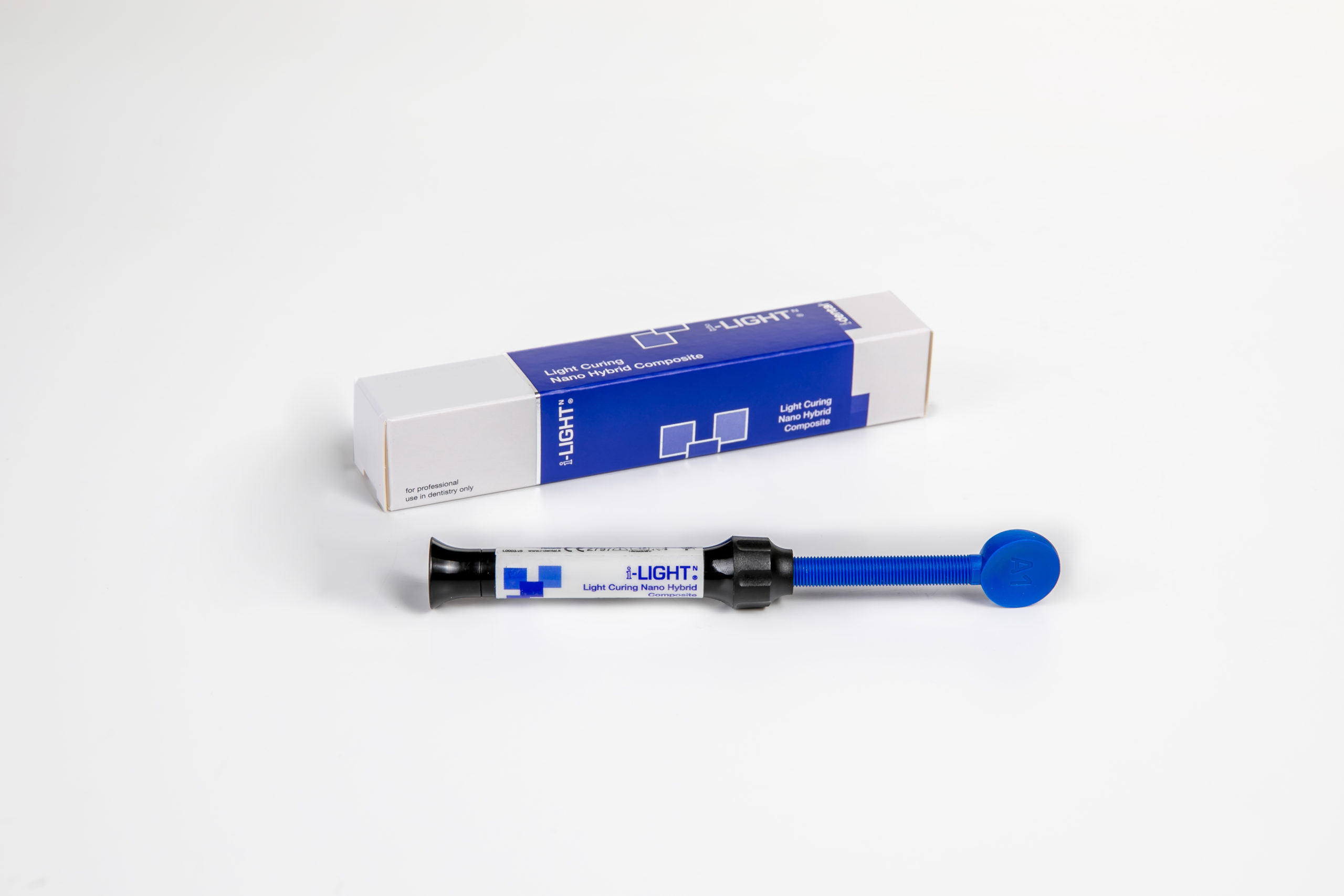 i-LIGHT N Light Curing Nano Hybrid Composite - Image 3